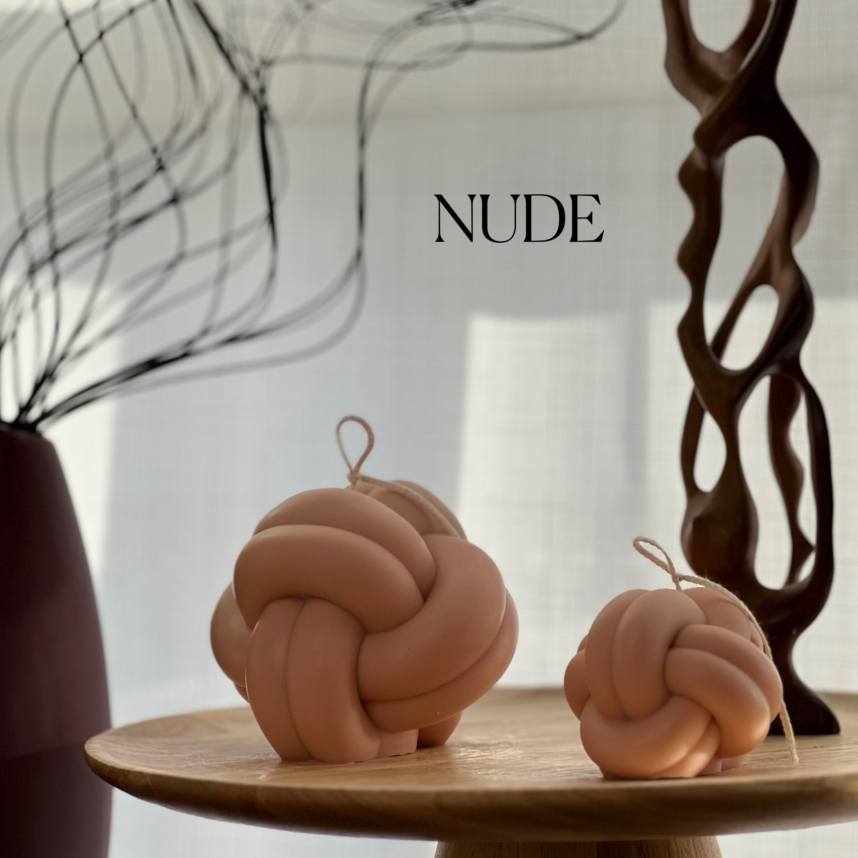 Minimalist Knot Soy Candle: Coffee Table Decor